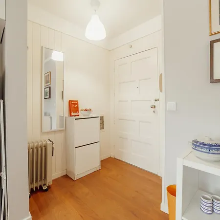 Apartment Espinho Seawalk And Seaview By Vacationy