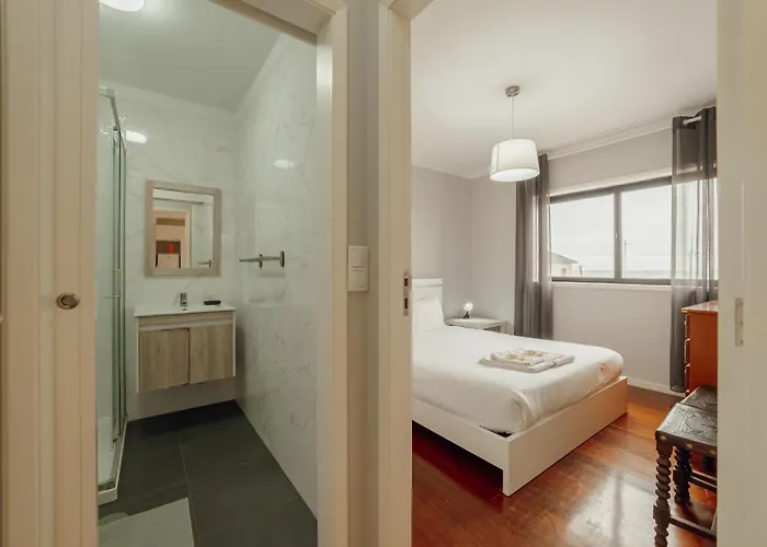 Espinho Seawalk And Seaview By Vacationy * 波尔图