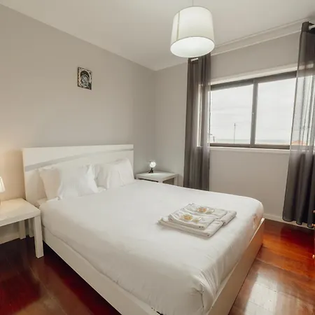 Apartment Espinho Seawalk And Seaview By Vacationy Porto