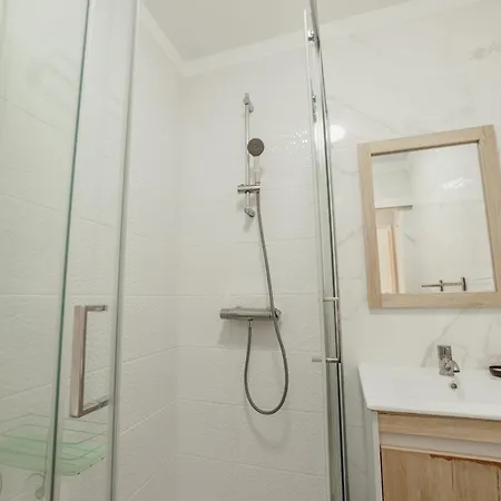 Espinho Seawalk And Seaview By Vacationy 아파트